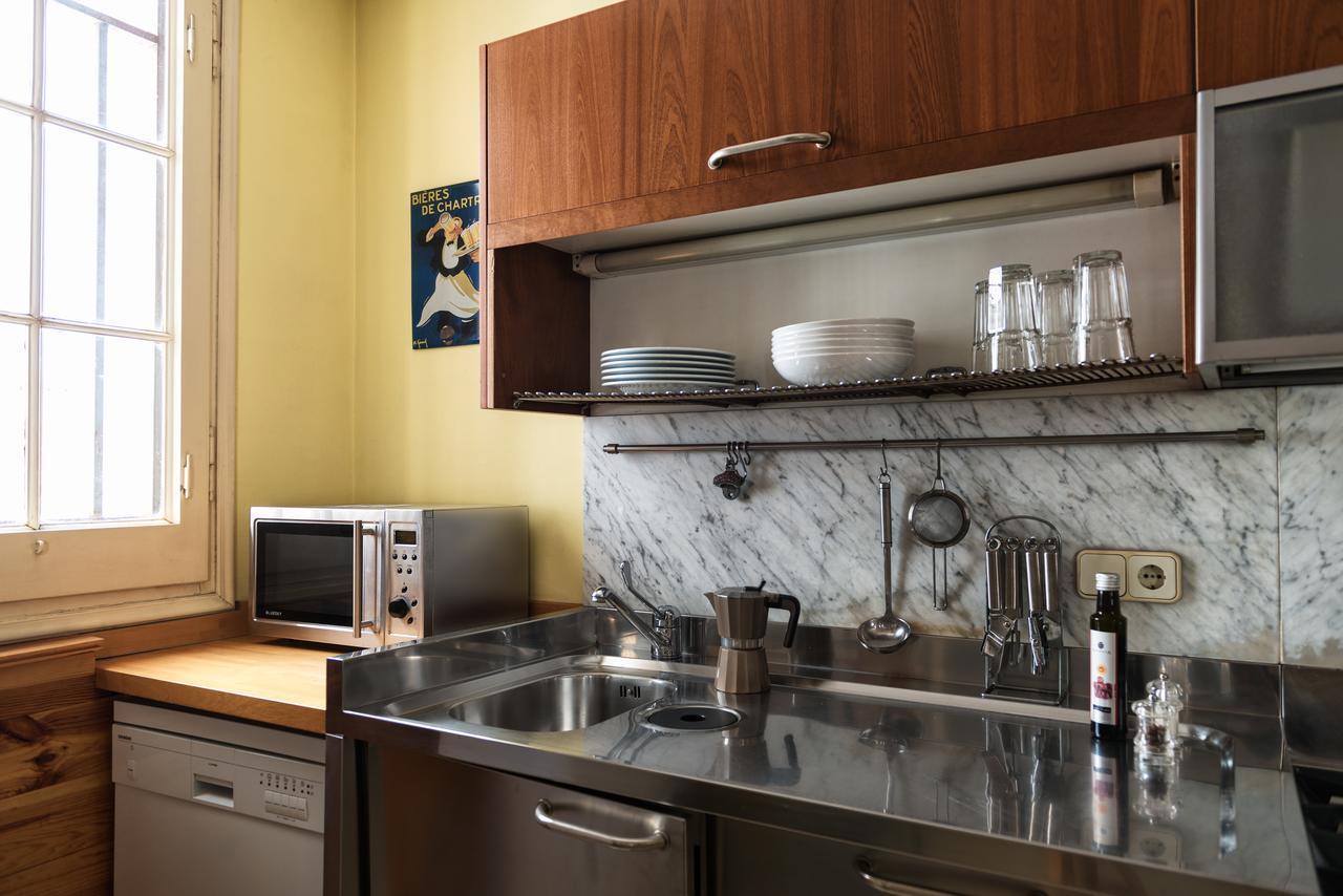 Brummell Apartments Gracia Barcelona Buitenkant foto